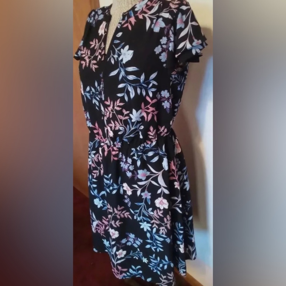 Elle Blue Dress with Pink and Light Blue Floral Design M